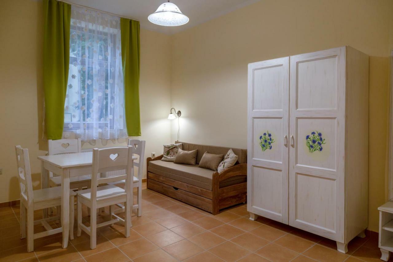 Balzsam Apartmanhaz Harkány Exteriör bild
