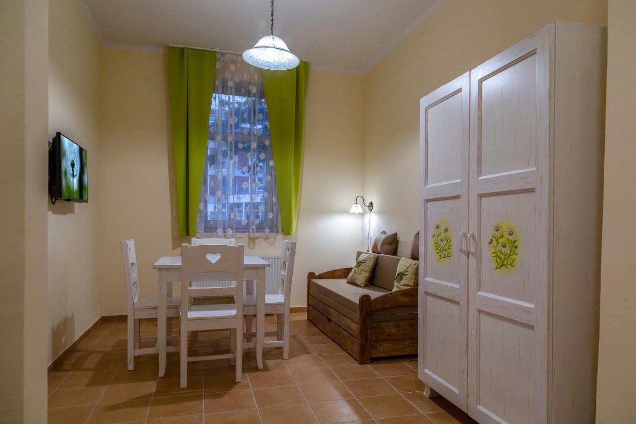 Balzsam Apartmanhaz Harkány Exteriör bild